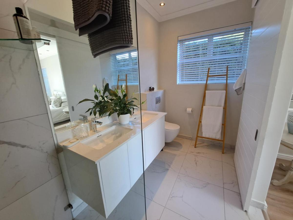 Knysna Private Estate Lagoon - Garden Apartments- Secure Estate Buitenkant foto