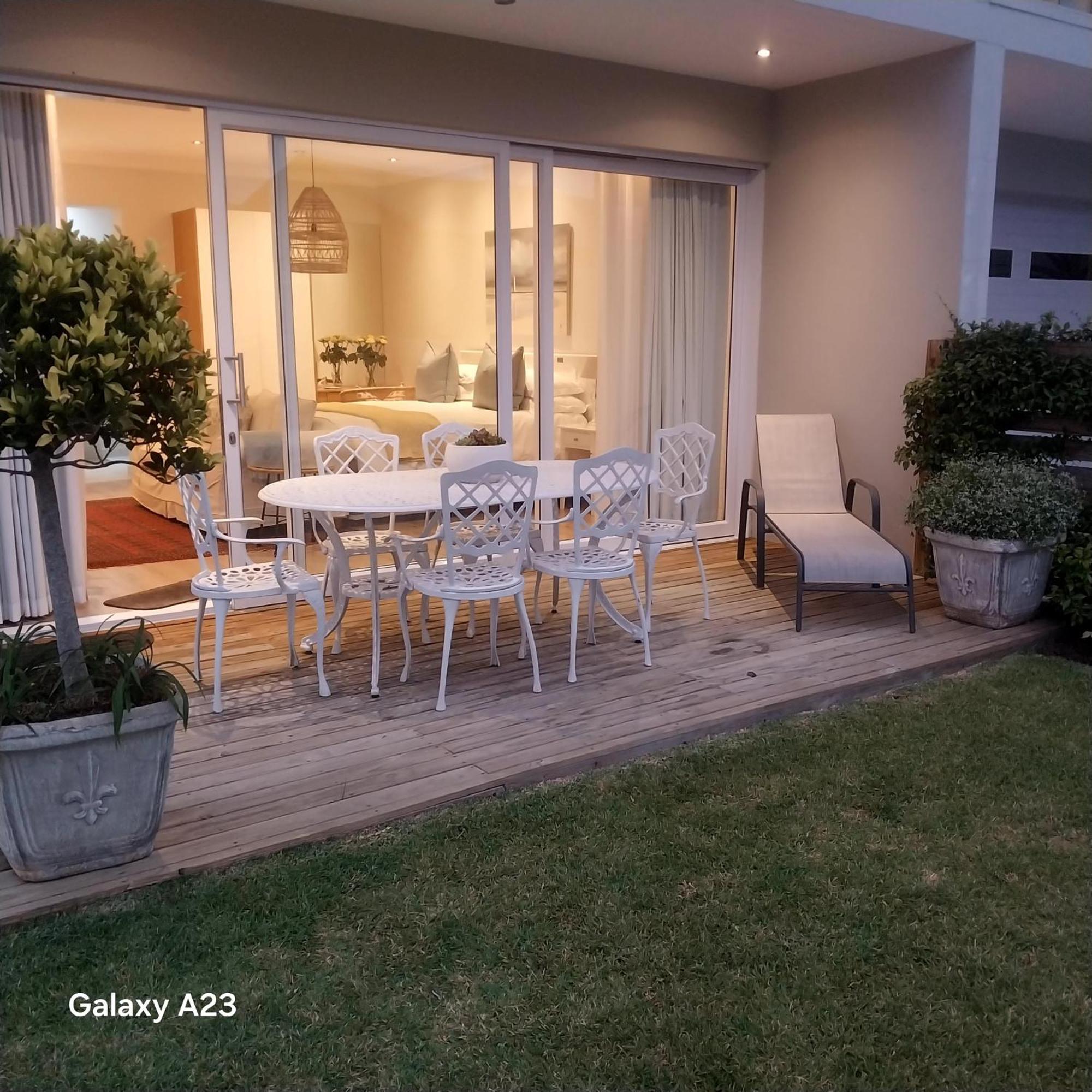 Knysna Private Estate Lagoon - Garden Apartments- Secure Estate Buitenkant foto